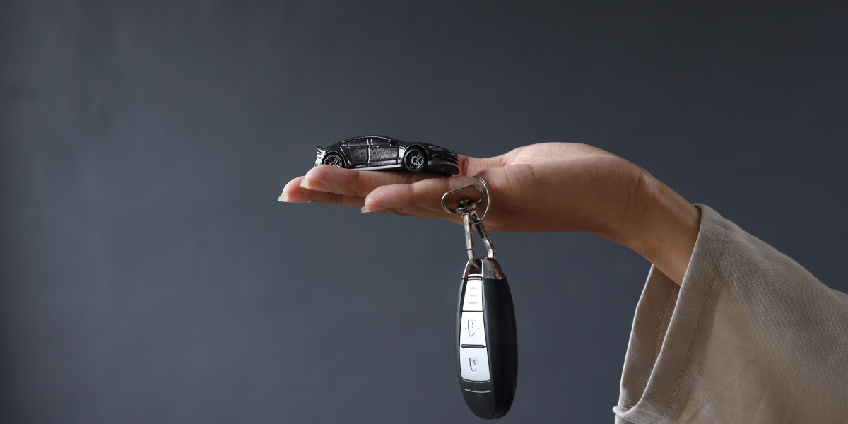 What Is The Car Locksmith In Luton Term And How To Utilize It